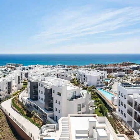 Vivi Homes - Casa Espanola *