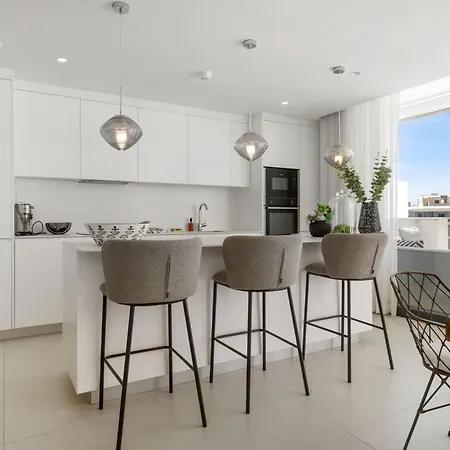 Апартаменти Vivi Homes - Casa Espanola *