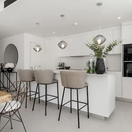 Vivi Homes - Casa Espanola Apartment *