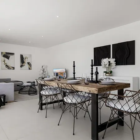 Vivi Homes - Casa Espanola * 푸엔히롤라