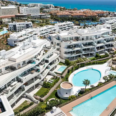 Vivi Homes - Casa Espanola