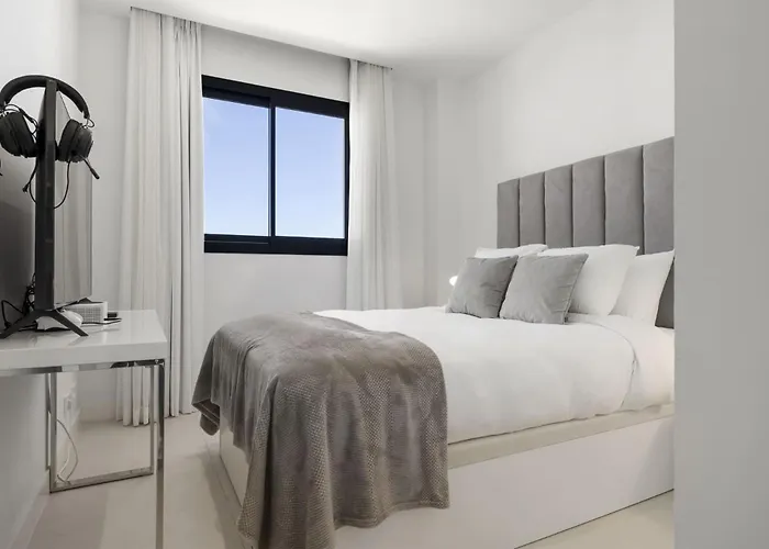 Vivi Homes - Casa Espanola アパート