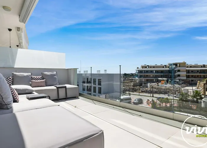 Vivi Homes - Casa Espanola アパート フエンヒロラ