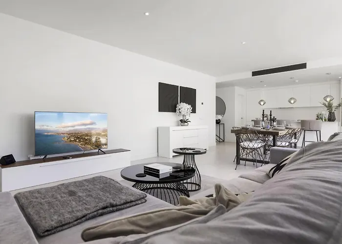 アパート Vivi Homes - Casa Espanola フエンヒロラ